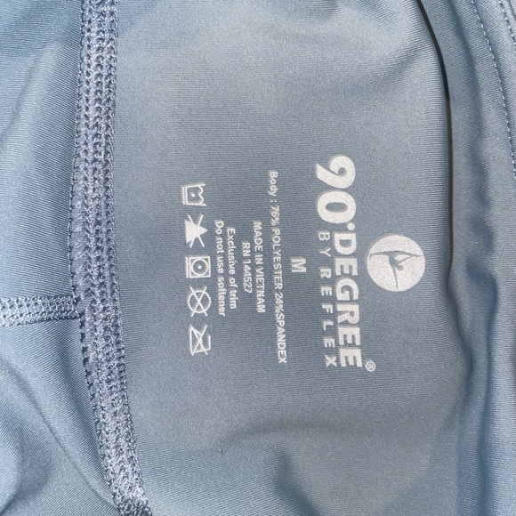 90 degree workout leggings 28” - Picture 4 of 4